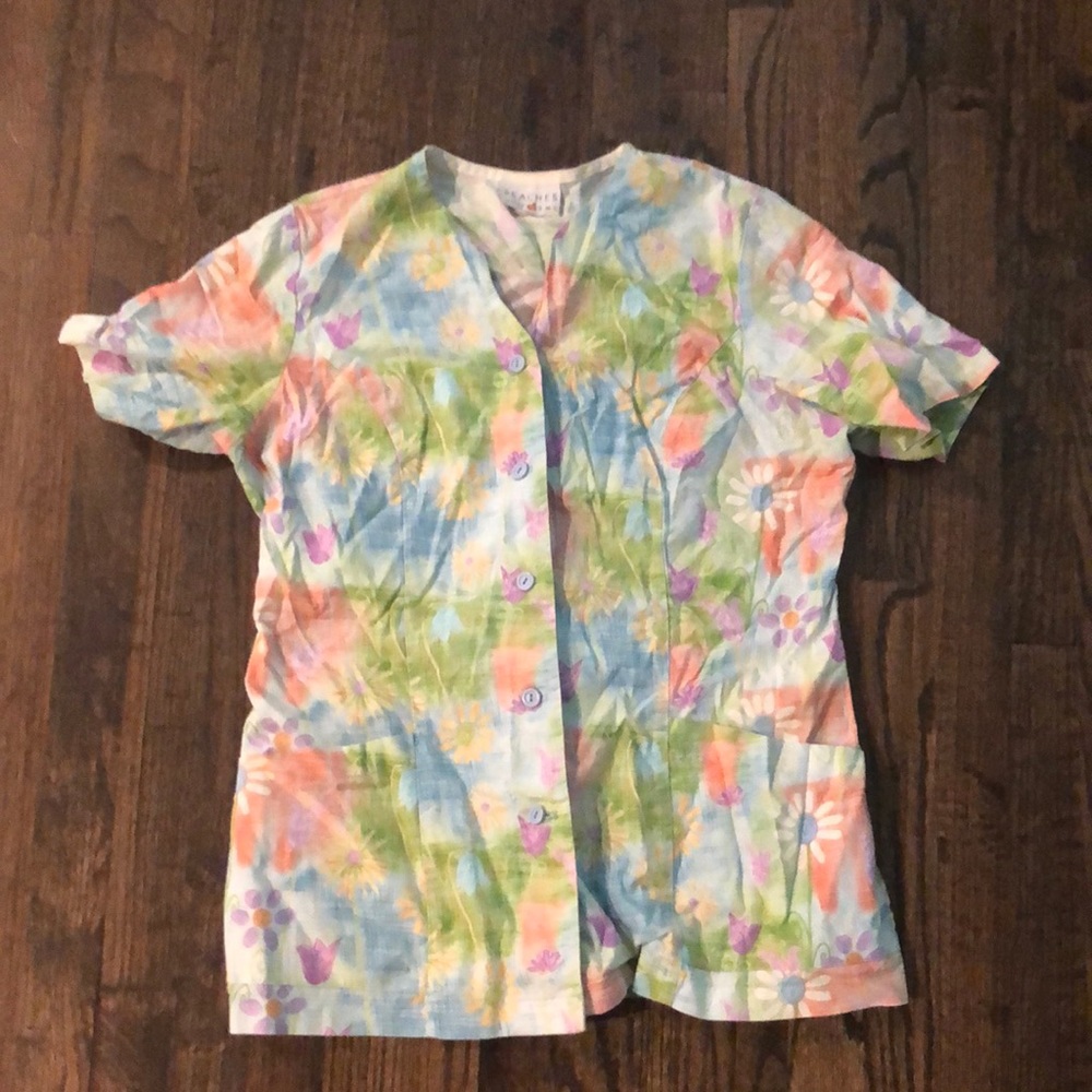 Flower scrub top